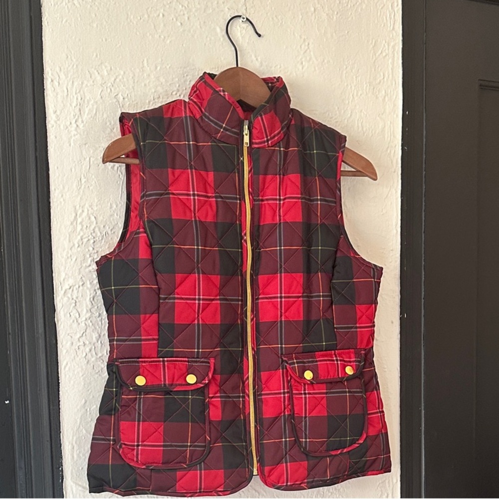NWOT - St. John's Bay Red and Green Plaid Vest